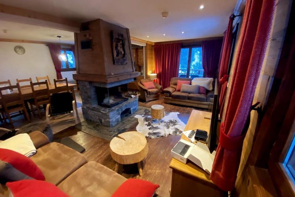 Chalet 6 Chambres A 3 Min Des Pistes Des 3 Vallees St Martin De Belleville サン・マルタン・ド・ベルヴィル エクステリア 写真